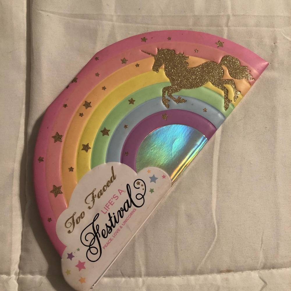 TooFaced life’s a festival eyeshadow pallet